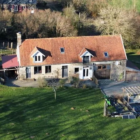 Ferme De Noyes בית נופש *